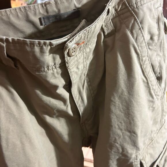 L.L. Bean Natural Fit Khaki Pants Size 30x34 - Picture 14 of 16